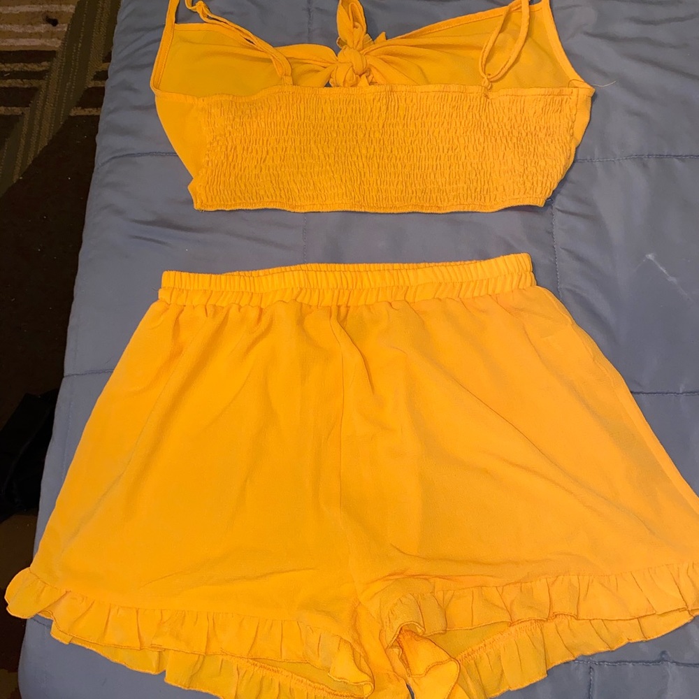 Two piece set